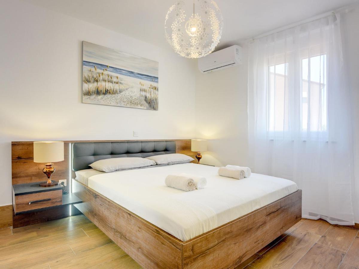 Villa Noemi By Interhome Лижнян Экстерьер фото