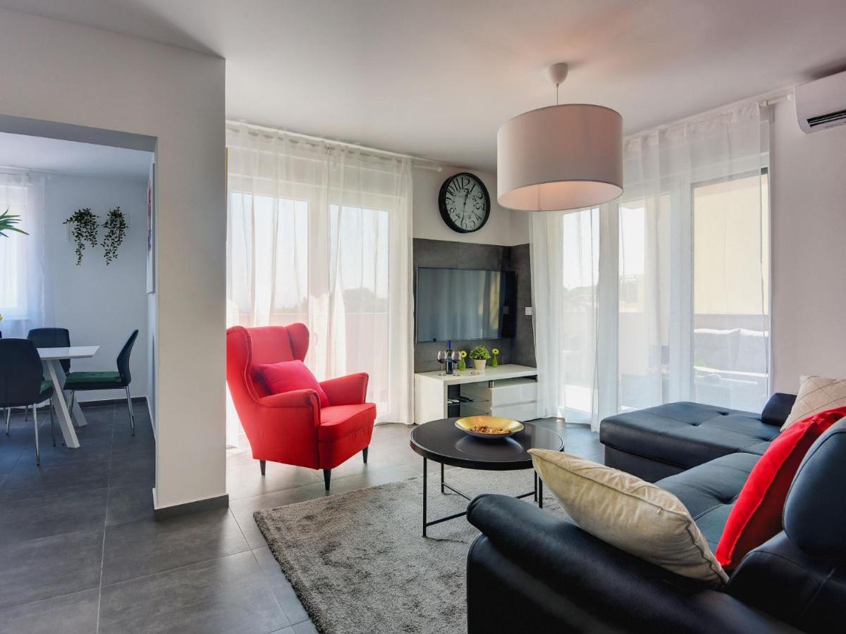 Villa Noemi By Interhome Лижнян Экстерьер фото